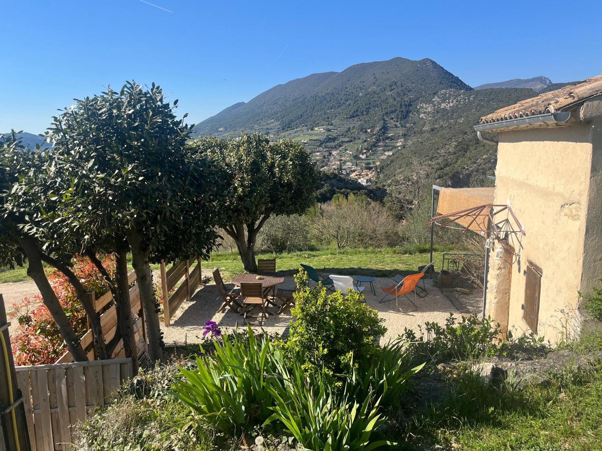 Cabanon Entoure De Montagnes Et D'Oliviers Villa Nyons Exterior foto